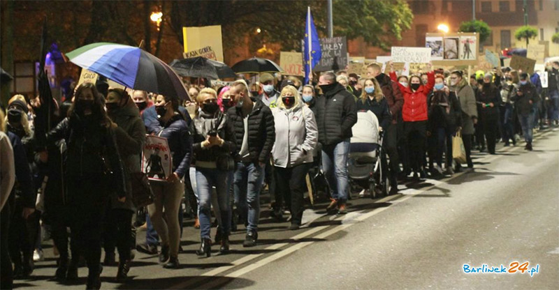 PRZESŁUCHANIE ZA UDZIAŁ W STRAJKU KOBIET