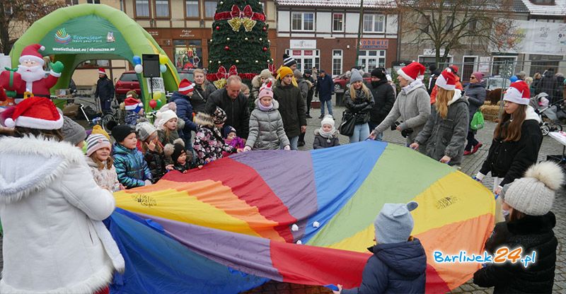 MIKOŁAJKI DLA DZIECI Z RÓŻNYCH STRON ŚWIATA