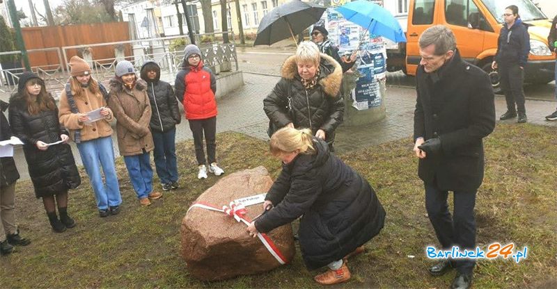 BARLINECKI DĄB POKOJU